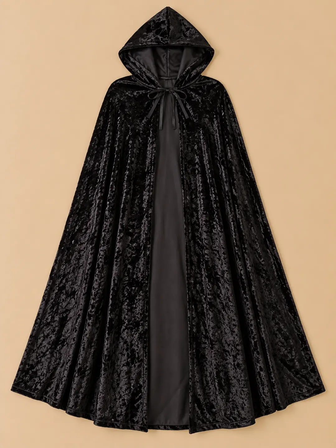 Capa con capucha de bruja